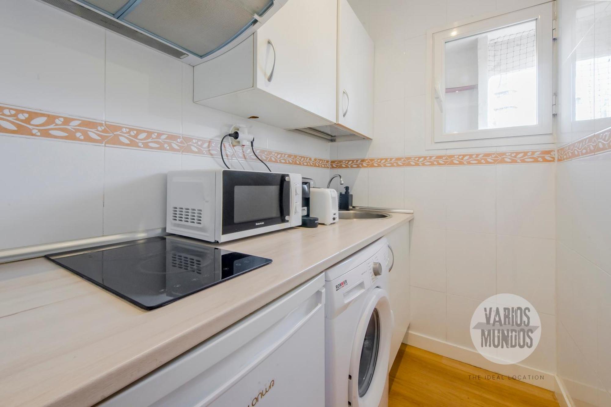 Retiro Para 3 En Sol, Conoce Concepcion Jeronima Madrid Exterior foto