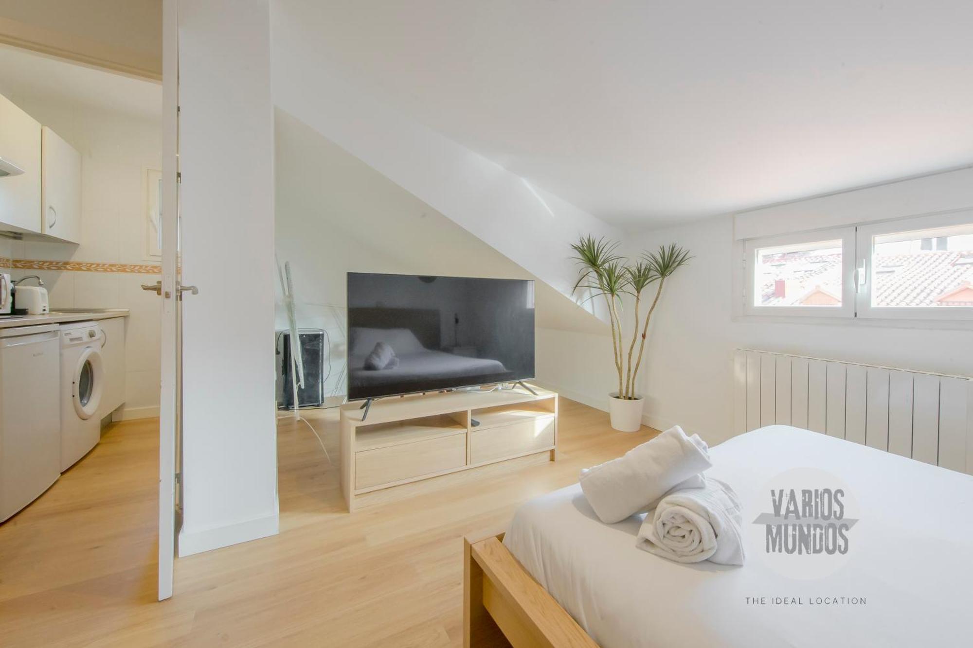 Retiro Para 3 En Sol, Conoce Concepcion Jeronima Madrid Exterior foto