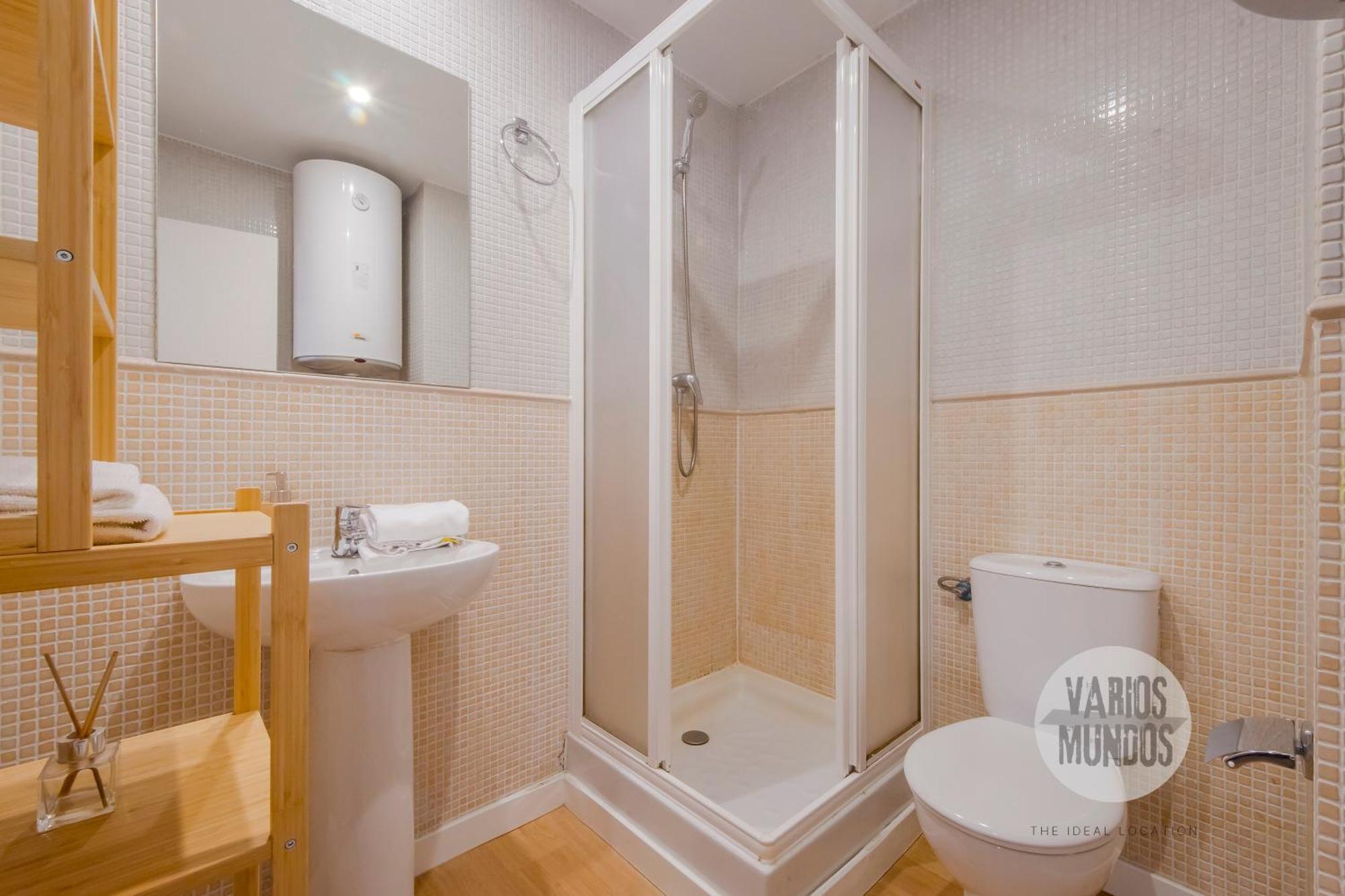 Retiro Para 3 En Sol, Conoce Concepcion Jeronima Madrid Exterior foto
